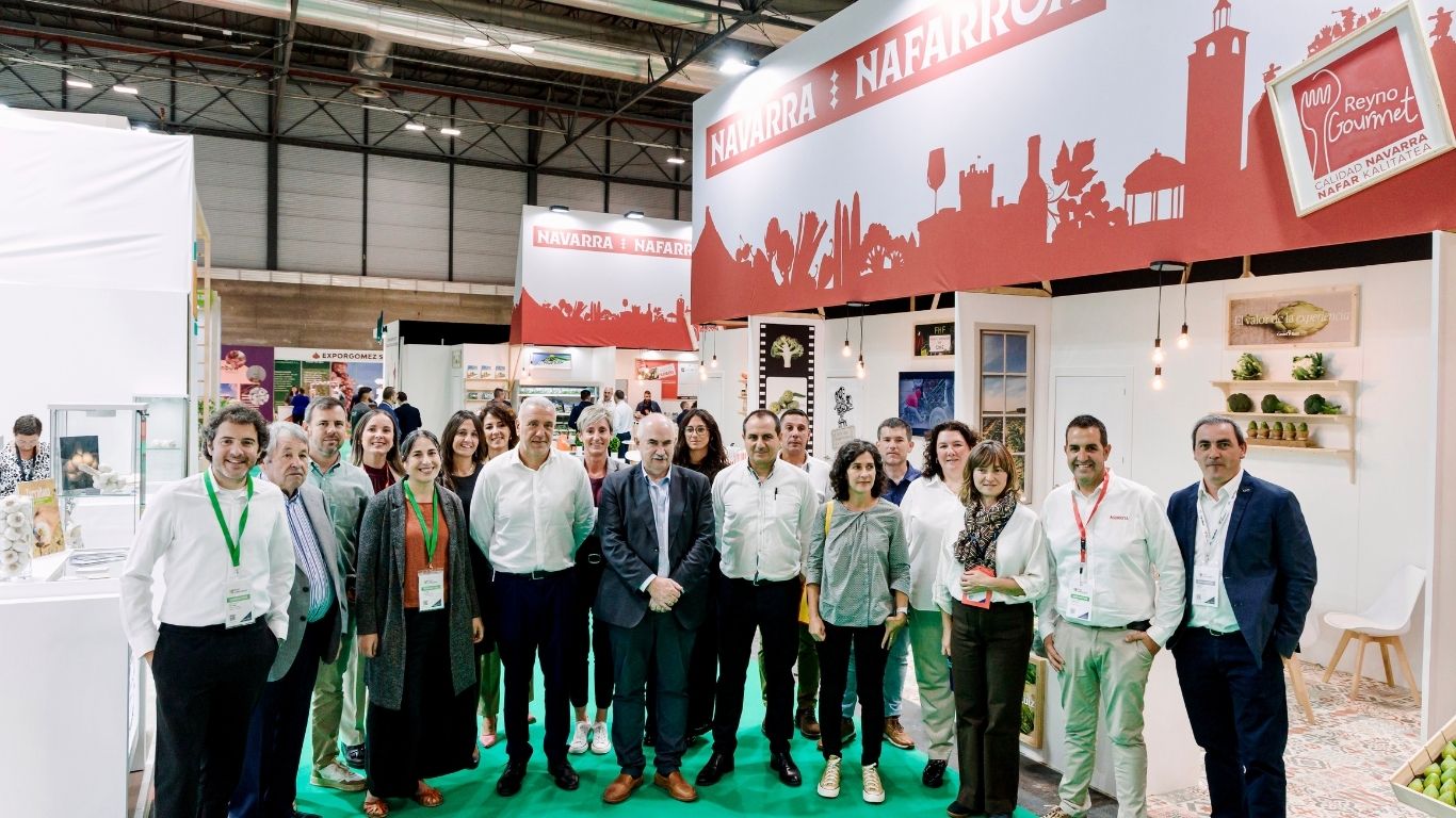 representantes de intia y gobierno de navarra en fruit atraction