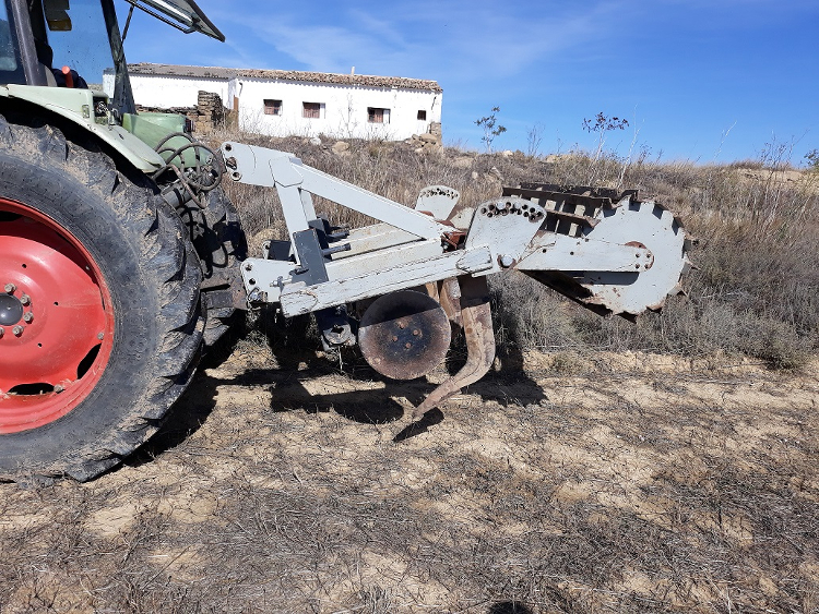 JornadaLineaClaveAperoMaquinariaRed