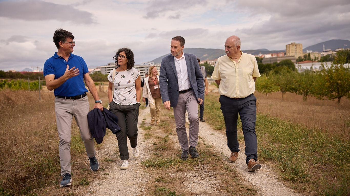 visita a la finca de prácticas de la UPNA