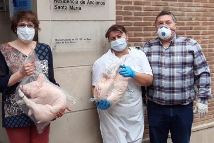 DonacionGorrinesNavartxerri