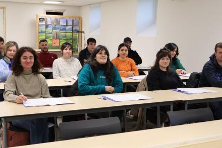 grupo de nuevos jóvenes que comienzan hoy su formación