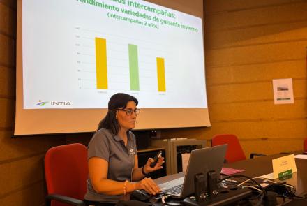 lucía sanchez en un momento de la presentación de recomendaciones 