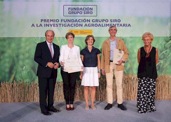 IMG 1207PremioGrupoSiroAlbertoLafargaRed