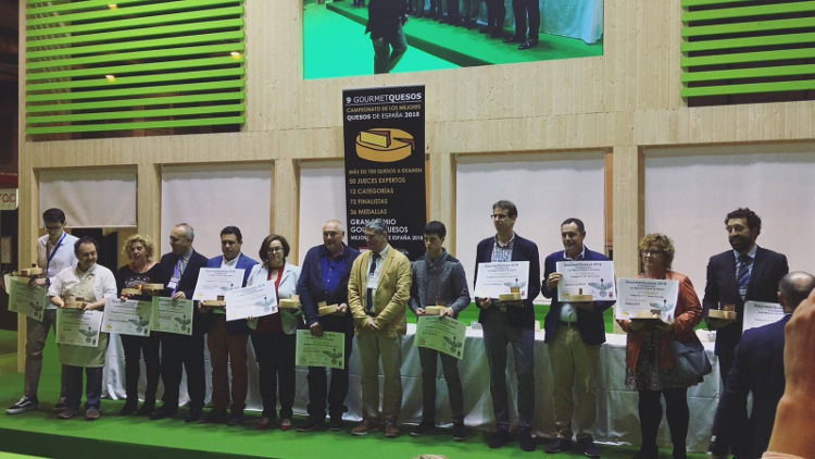 PremiosGourmetQuesos2018 32257734 10155727829193520 1913439549917233152 o - Red